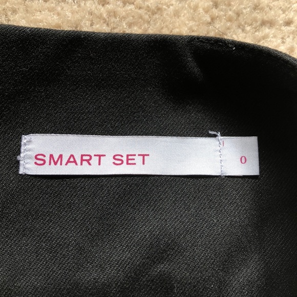 Women’s Pencil Skirt - Picture 2 of 4